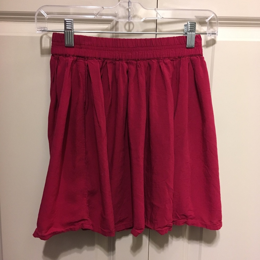 RETRO RED SKIRT